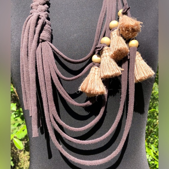 Brown Recycled Fabric Graduated Multi Strand Necklace Wood Beads Burlap Tassels - Picture 4 of 7